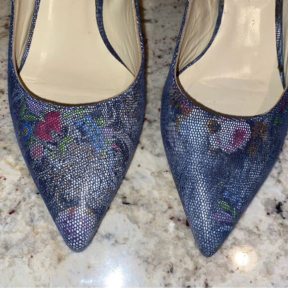BUTTER Italy $350 1.5" Kitten Heel Gray Floral 6.5 EUC - Picture 4 of 14